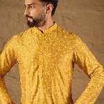 House of Pataudi Geometric Printed Mandarin Collar Silk Straight Kurta