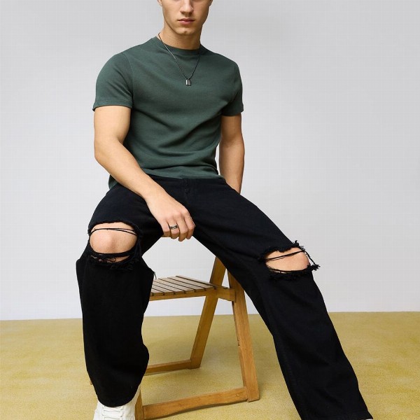 Xee Men Classic Relaxed Fit Slash Knee Stretchable Jeans