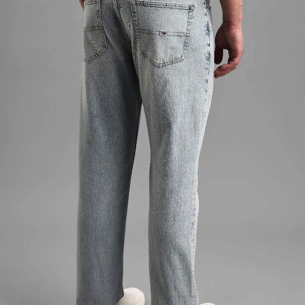 Tommy Hilfiger Men Regular Fit Light Fade Jeans