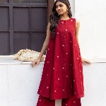 GoSriKi Women Printed Regular Kurta with Palazzos