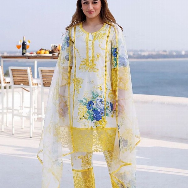 Royal Export Women Embroidered Floral Printed  i Style Kurta with Trouser & Dupatta