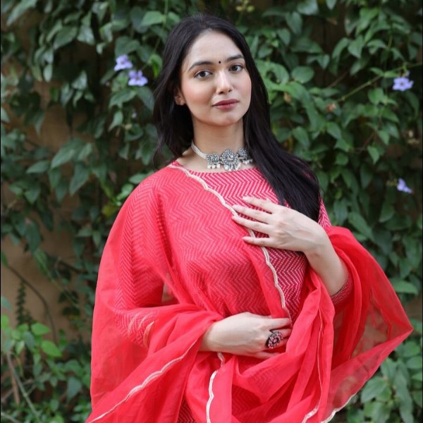 KAHVA Leheriya Printed Empire Gotta Patti Pure Cotton Kurta with Trousers & With Dupatta