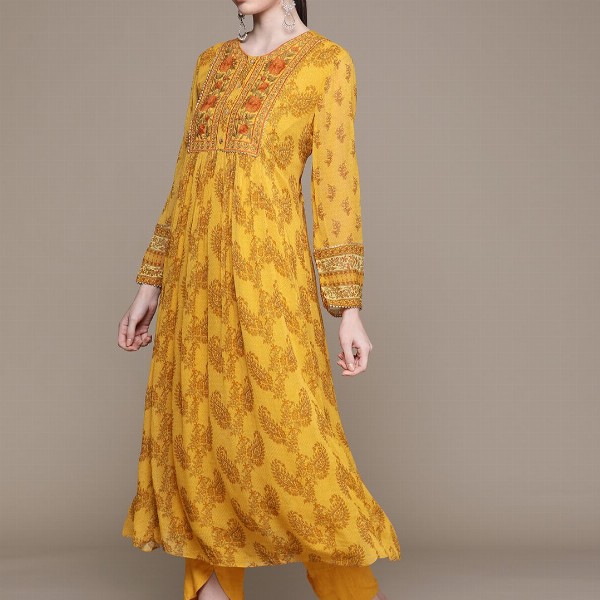 aarke Ritu Kumar Women Printed Regular Thread Work Kurta with Trousers & With Dupatta