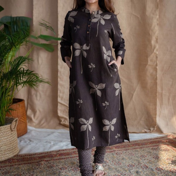 THE INDIAN ETHNIC CO Dark Brown Dabu Slub Cotton Kurta