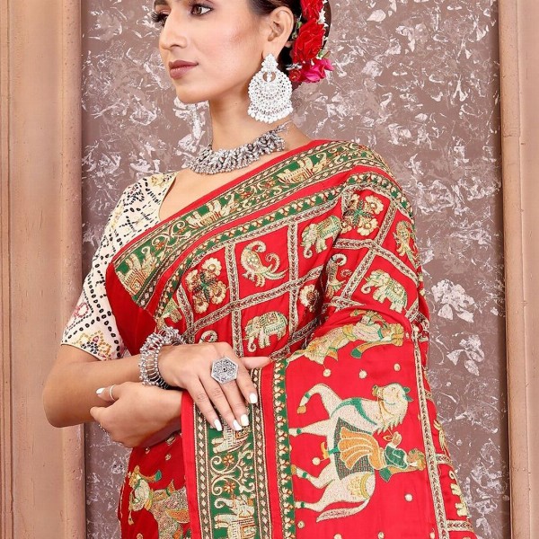 CRAFTYSTYLES Kalamkari Silk Blend Saree