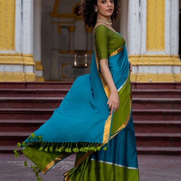 Suta Blue Color Cotton Blend Saree.