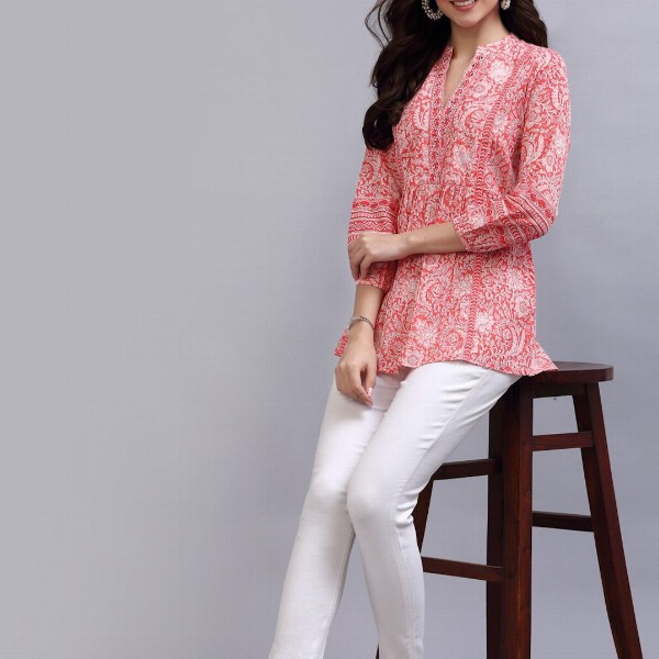 QOMN Coral & White Floral Print Mandarin Collar Pure Cotton Empire Top