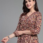 QOMN Floral Printed V-Neck Gathered Pure Cotton Empire Top