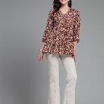 QOMN Floral Printed V-Neck Gathered Pure Cotton Empire Top