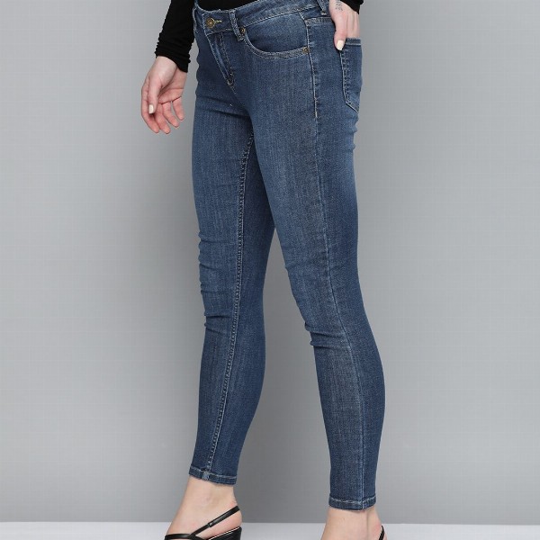 Chemistry Women Skinny Fit Light Fade Stretchable Jeans