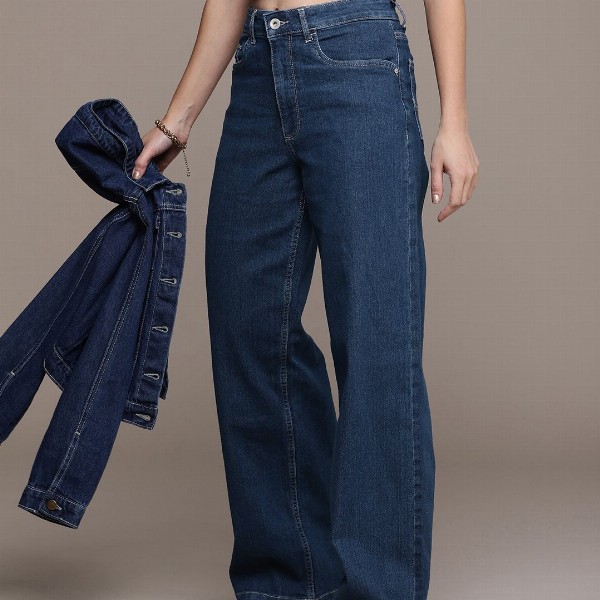 The Roadster Life Co. Women Wide Leg High-Rise Light Fade Stretchable Jeans