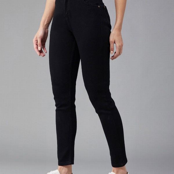 DOLCE CRUDO Women Black Skinny Fit High-Rise Stretchable Jeans
