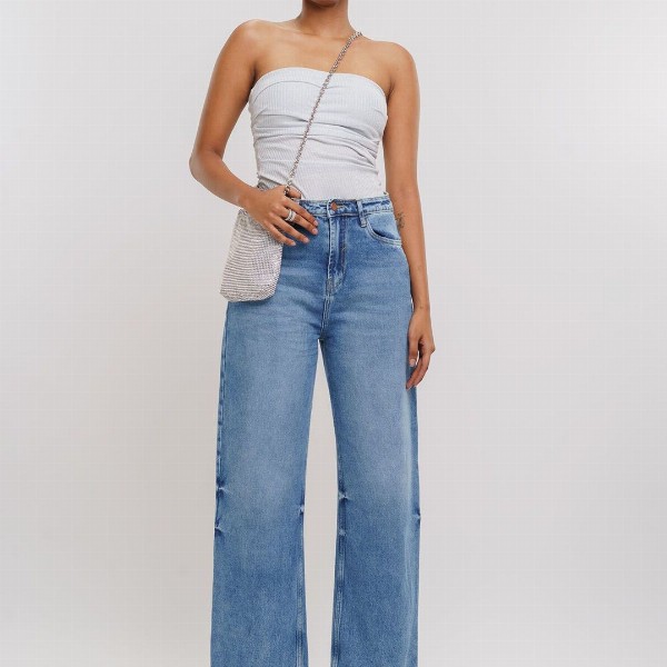 FREAKINS Women Straight Fit High-Rise Mildly Distressed Light Fade Cotton Jeans