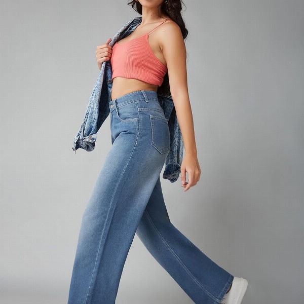 DOLCE CRUDO Women Wide Leg High-Rise Light Fade Stretchable Jeans