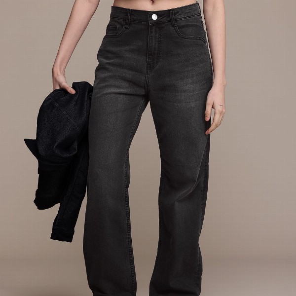 The Roadster Life Co. Women Straight Fit High-Rise Light Fade Stretchable Jeans