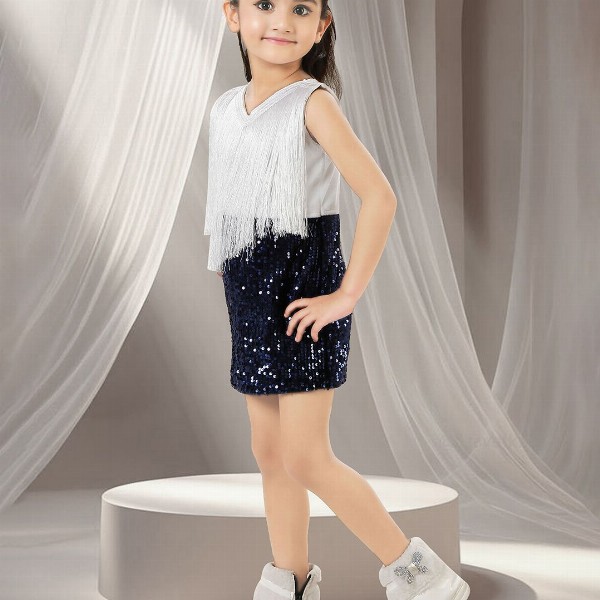 KAARIGARI Girls Embellished Velvet Sheath Dress