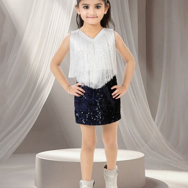 KAARIGARI Girls Embellished Velvet Sheath Dress