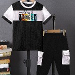kachhot Kids Colourblocked Printed Round Neck T-shirt With Shorts