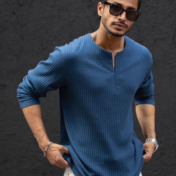 Powerlook Men Solid Round Neck Cotton T-shirt