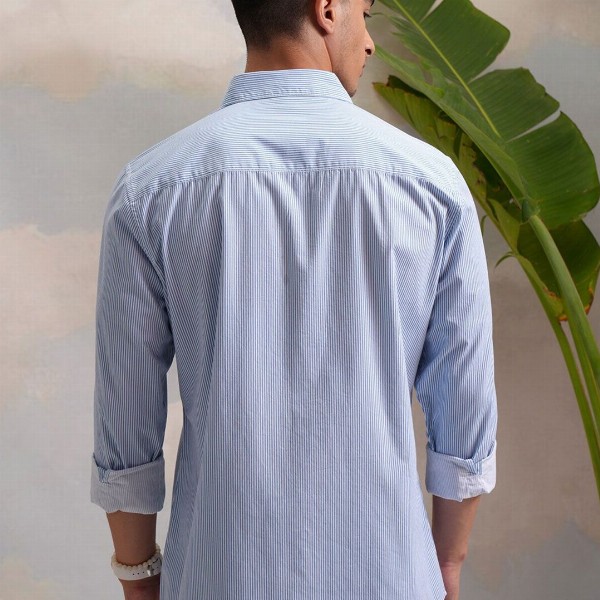 HIGHLANDER Blue Classic Slim Fit Vertical Striped Spread Collar Cotton Casual Shirt