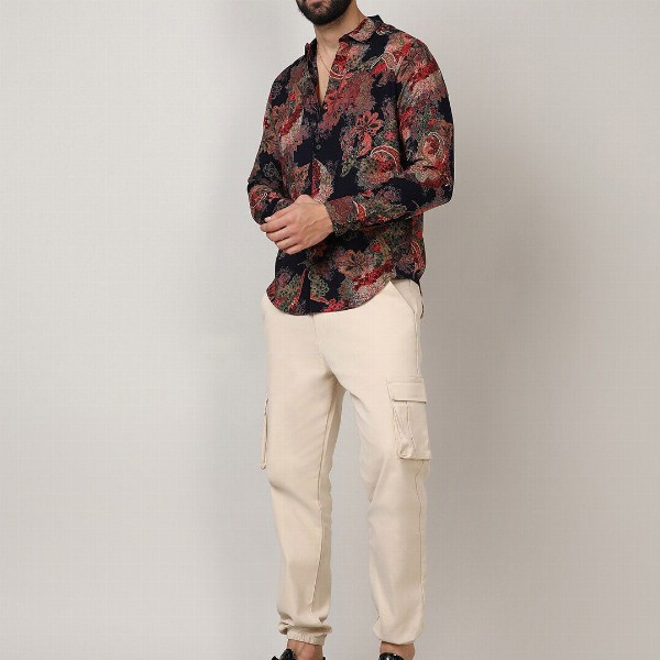Campus Sutra Black Classic Floral Printed Spread Collar Casual Shirt