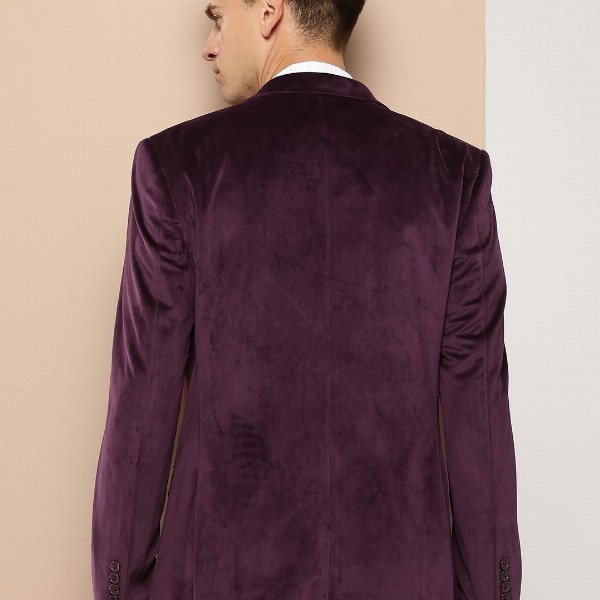 INVICTUS Velvet Finish Slim Fit Blazer
